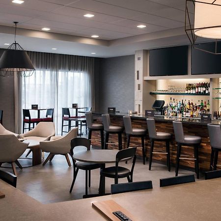 Hotel Courtyard By Marriott Pullman Exterior foto